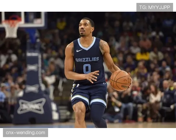 广州伯顿加盟分担威金顿压力 后场轮换深度得到增强 广州伯顿加盟分担威金顿压力 后场轮换深度得到增强