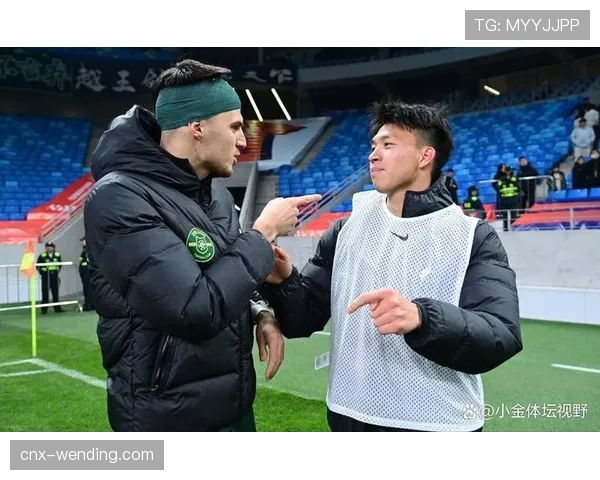 王钰栋三场三球一助领跑射手榜 梅开二度后伤退引担忧